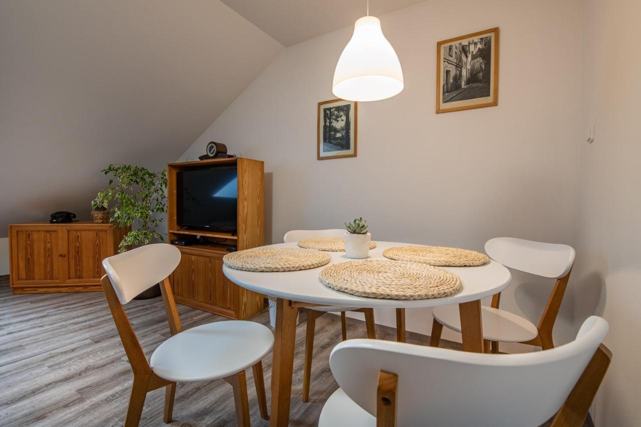 Apartman U Krizku Apartment Ихлава Екстериор снимка